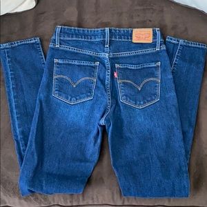 721 Levi High Rise Skinny Jeans